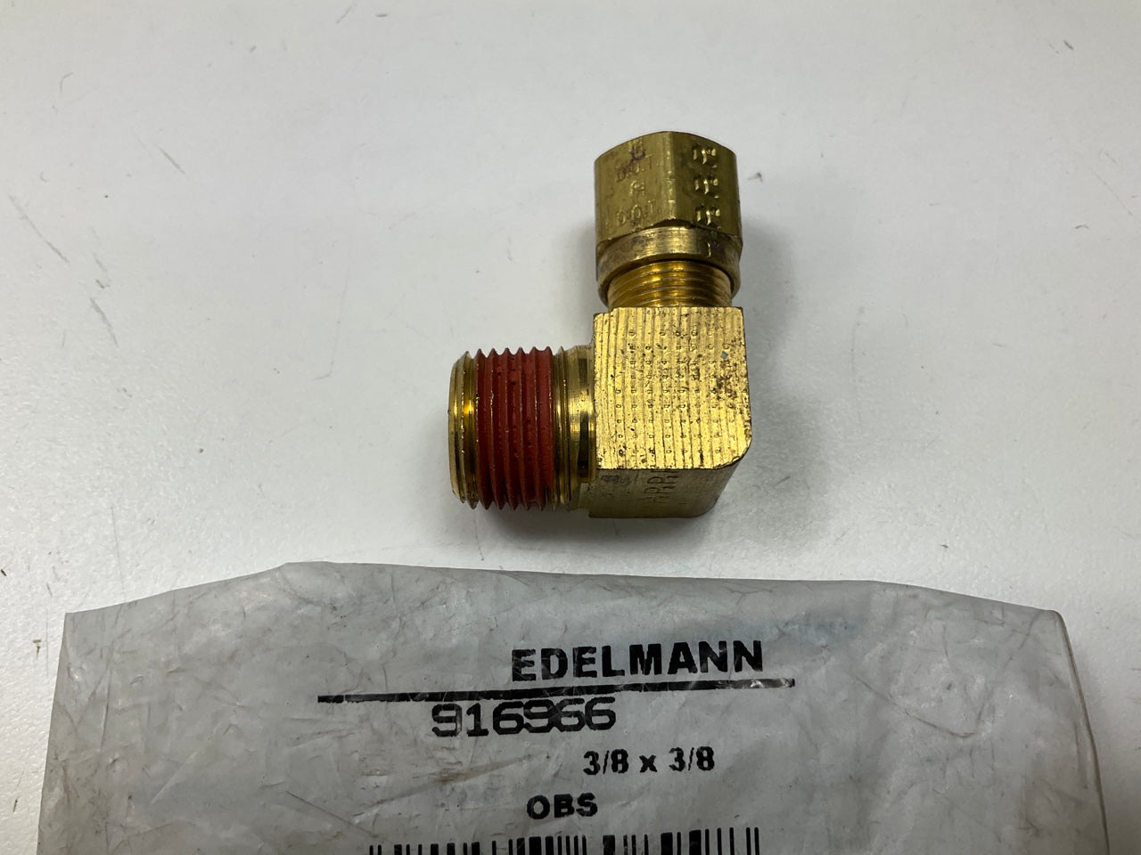 Edelmann 916966 Nylon Air Brake 90 Deg Male Elbow 3/8'' Tube X 3/8'' Pipe Thread