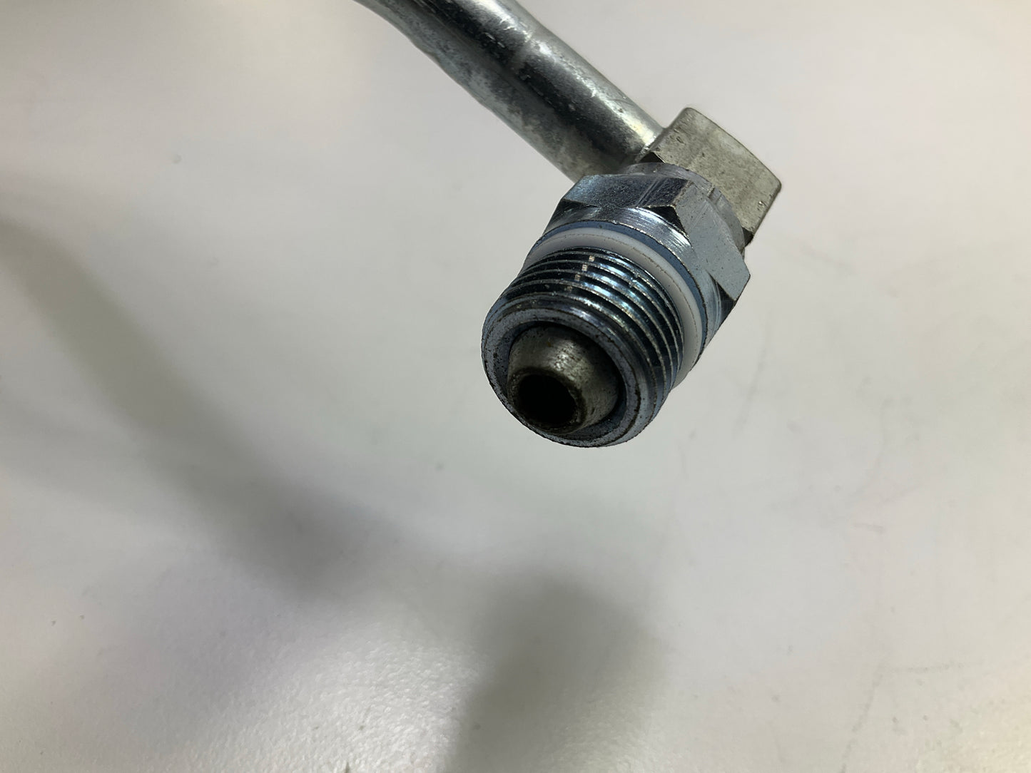 Edelmann 92001 Power Steering Hose For 2000 Ford Taurus, Mercury Sable