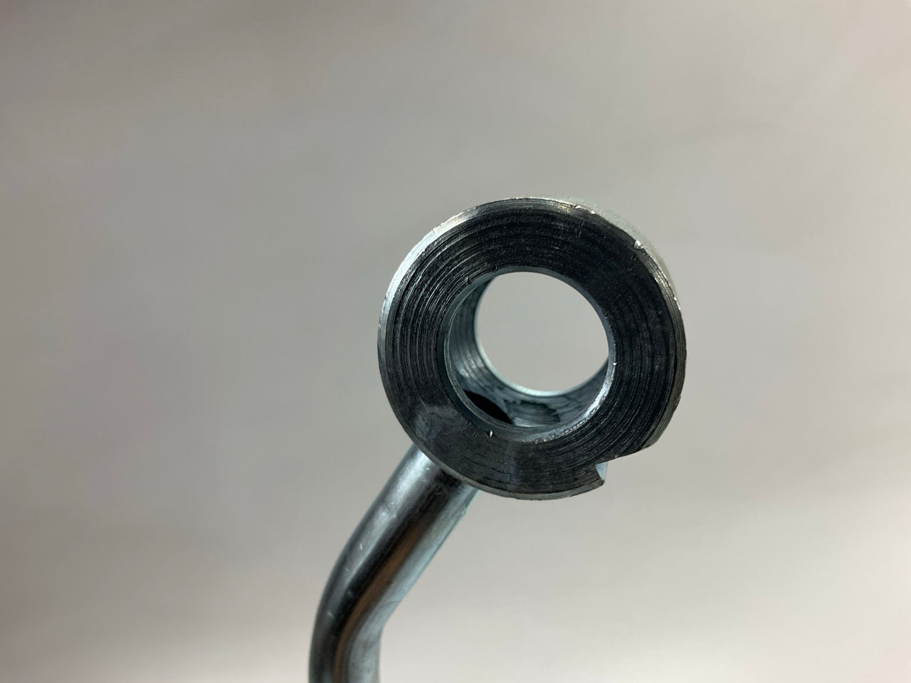 Edelmann 92141 Power Steering Pressure Line Hose For 2001-2006 Kia Magentis