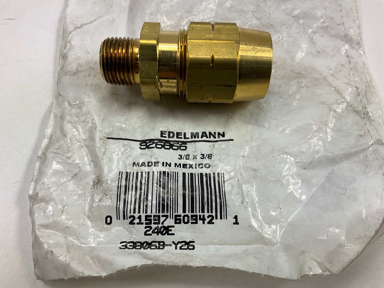 Edelmann 926866 Detachable Air Brake Connector - 3/8'' Hose I.D. X 3/8'' Male NPT