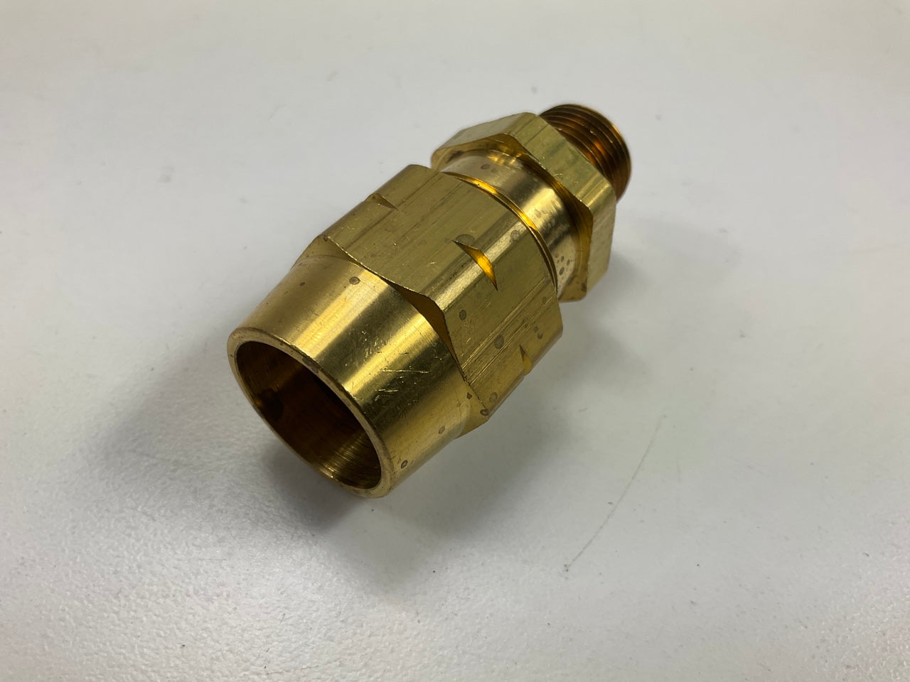 Edelmann 926866 Detachable Air Brake Connector - 3/8'' Hose I.D. X 3/8'' Male NPT
