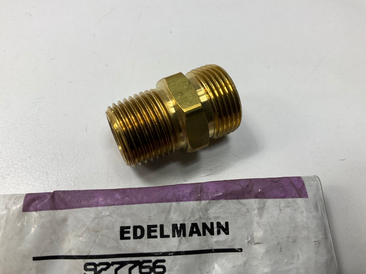 Edelmann 927766 Air Brake Adapter Fitting 3/8'' Swivel X 3/8'' Pipe X 7/8-20
