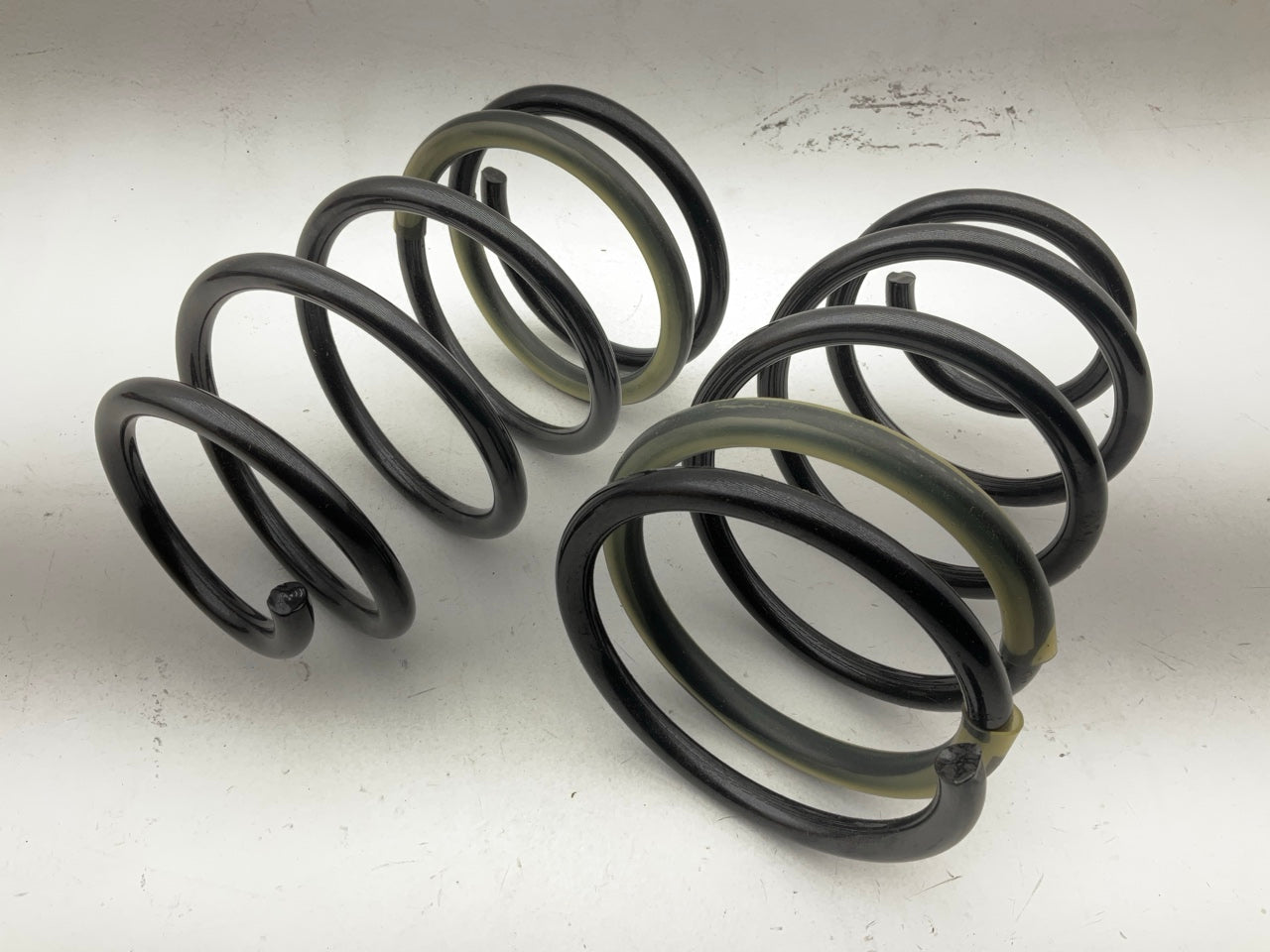 SPRINGS ONLY - Eibach 35101.140 PKK Coil Spring 1.5'' Lowering Kit 05-10 Mustang