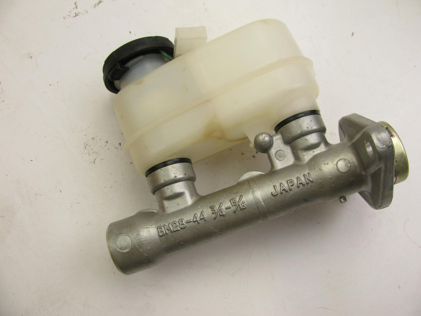 EIS E105957 NABCO Brake Master Cylinder For 83-84 Nissan Pulsar NX,  1983 Sentra