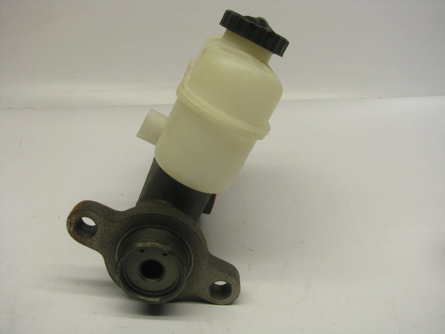 EIS E150077 Brake Master Cylinder W/ Reservoir