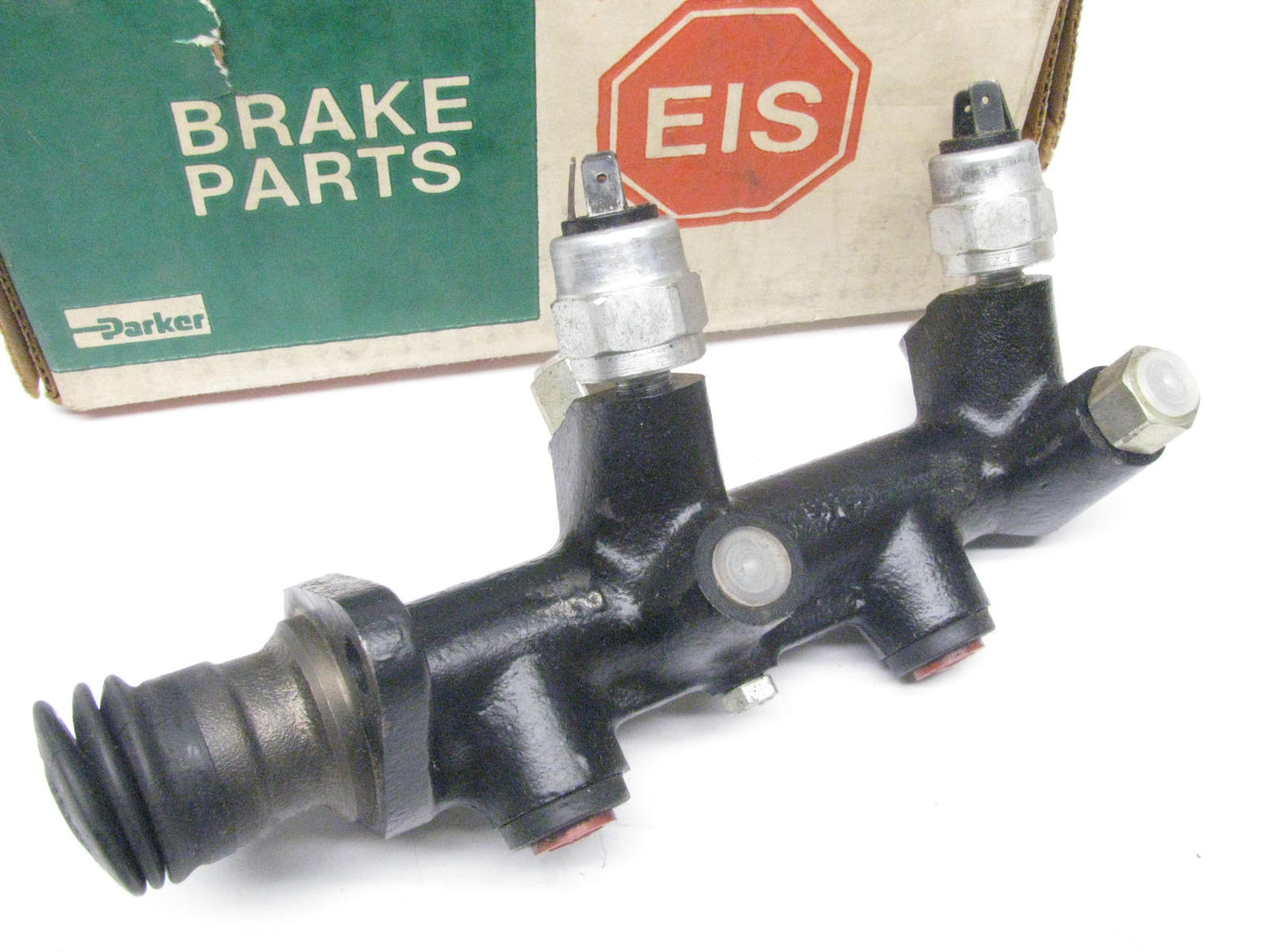 EIS E98172 Brake Master Cylinder For 1975-1978 Volkswagen Rabbit