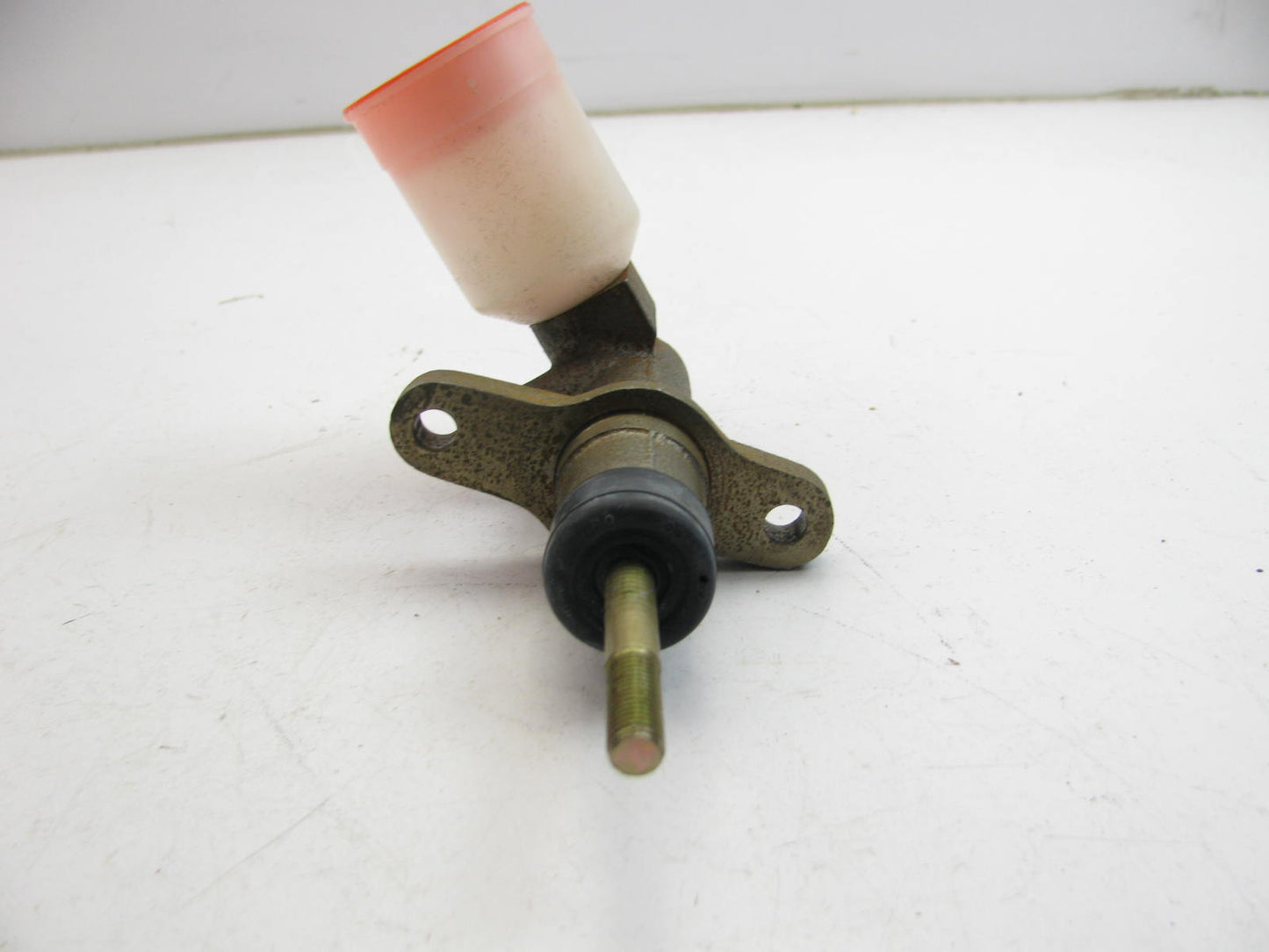 EIS E98242 Clutch Master Cylinder