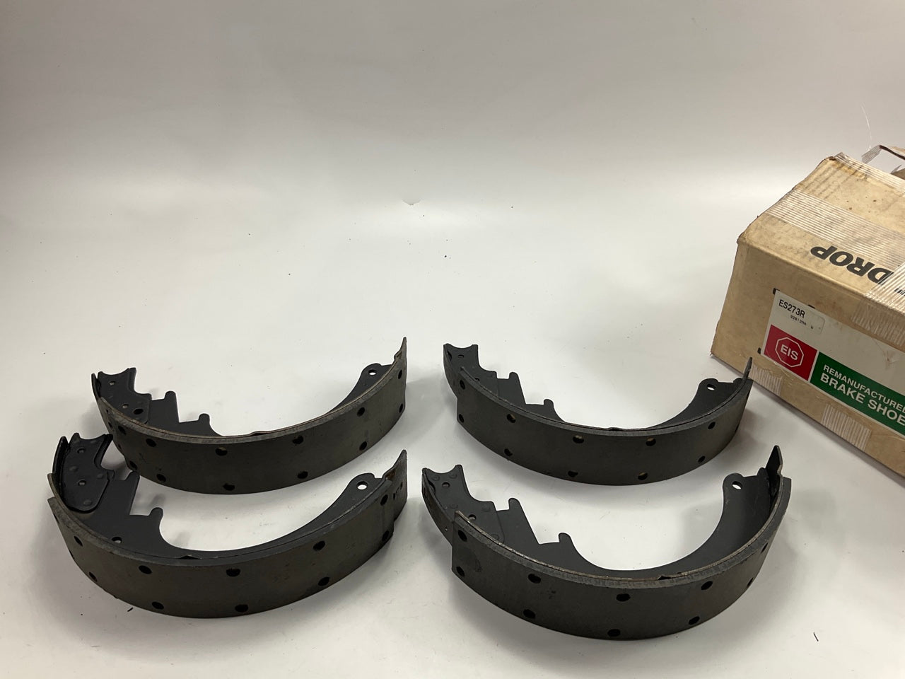 EIS ES273R Rear Brake Shoes - 13'' X 2-1/2'' Brakes, For 1967-1971 Dodge D300 W300