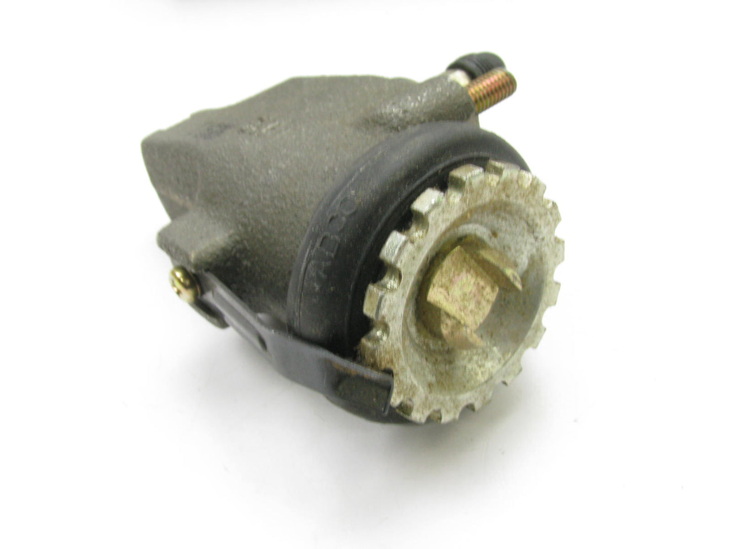EIS EW100695 Front Right Drum Brake Wheel Cylinder