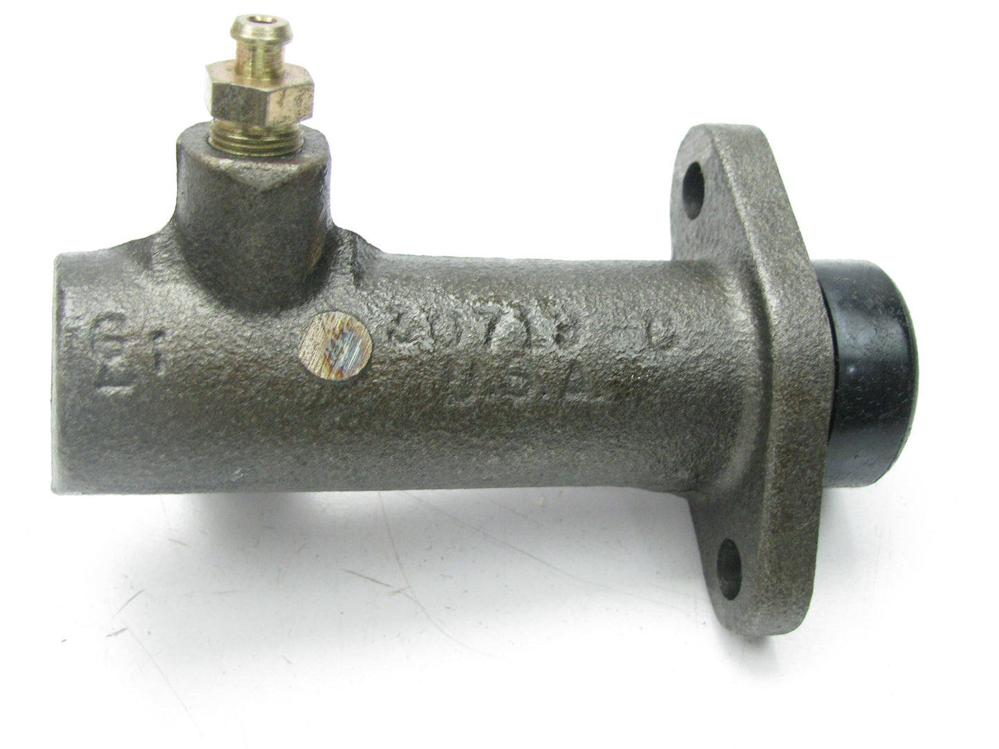 EIS EW104445 Clutch Slave Cylinder For 1984-1985 Chevrolet S10, S10 Blazer