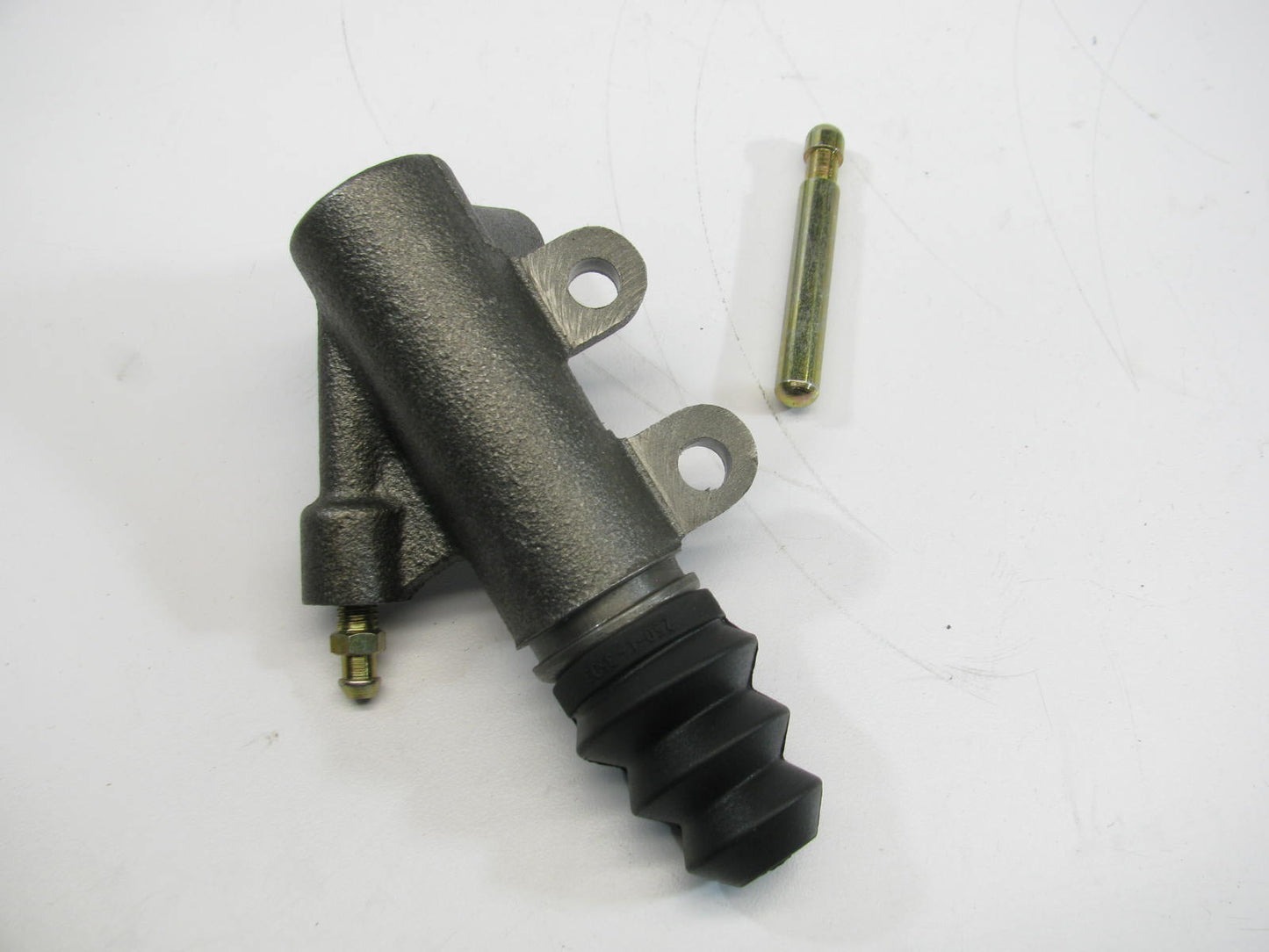 EIS EW106047 Clutch Slave Cylinder