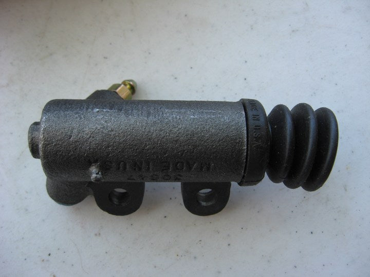 EIS EW155082 Clutch Slave Cylinder