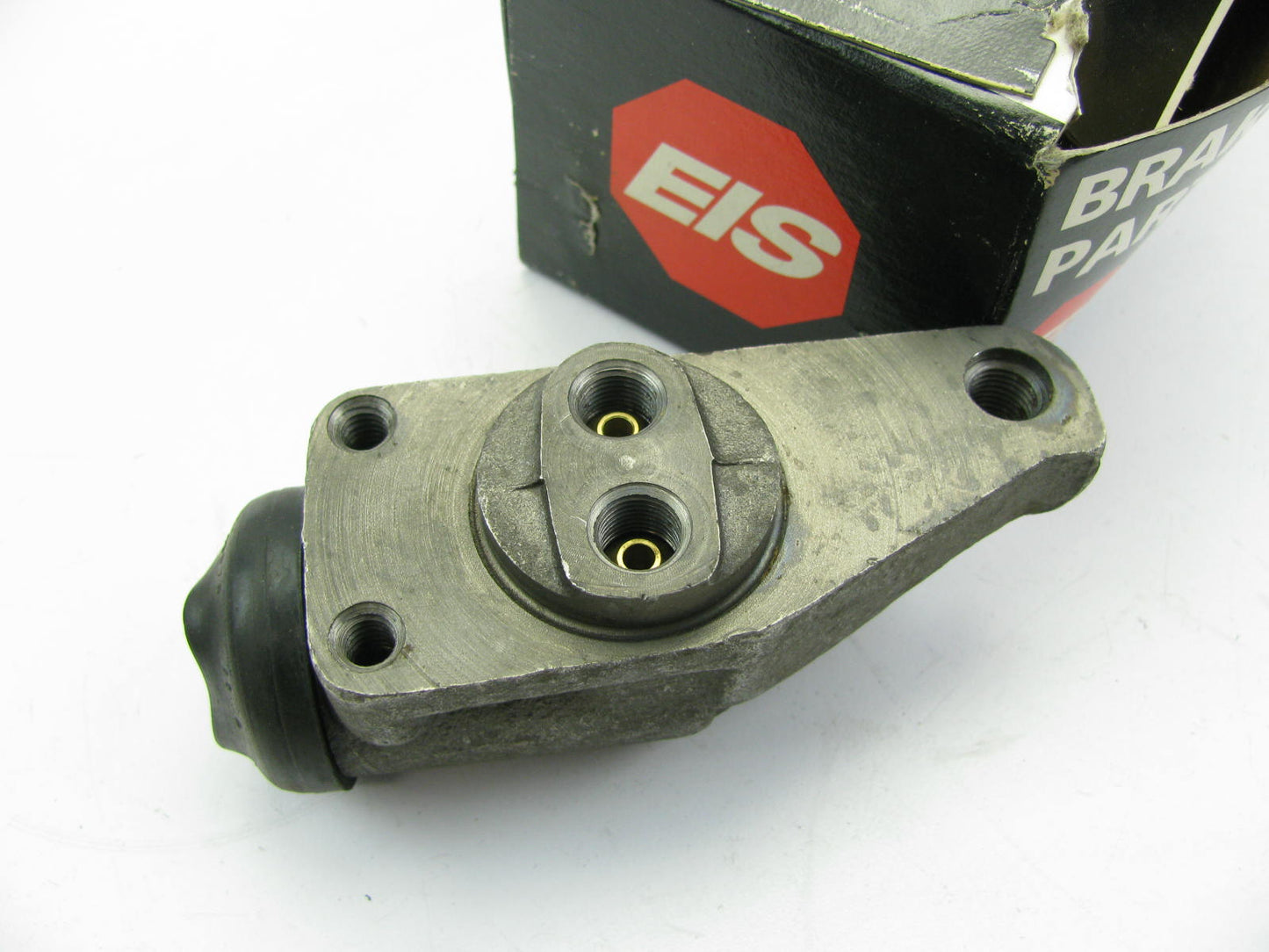 EIS EW75891 Front Left Upper Brake Wheel Cylinder 1980-82 C800 1980-83 F700 L800