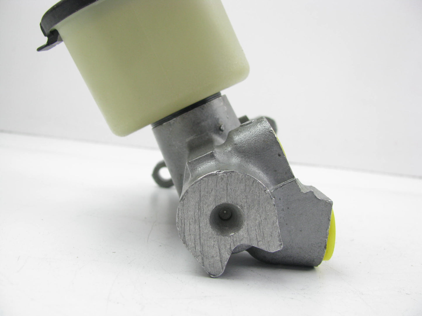 REMAN. EIS RE150074 Brake Master Cylinder