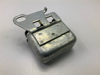 Everco 2404 1969-1970 Oldsmobile A/C Compressor Hold In Relay, Replaces 404398