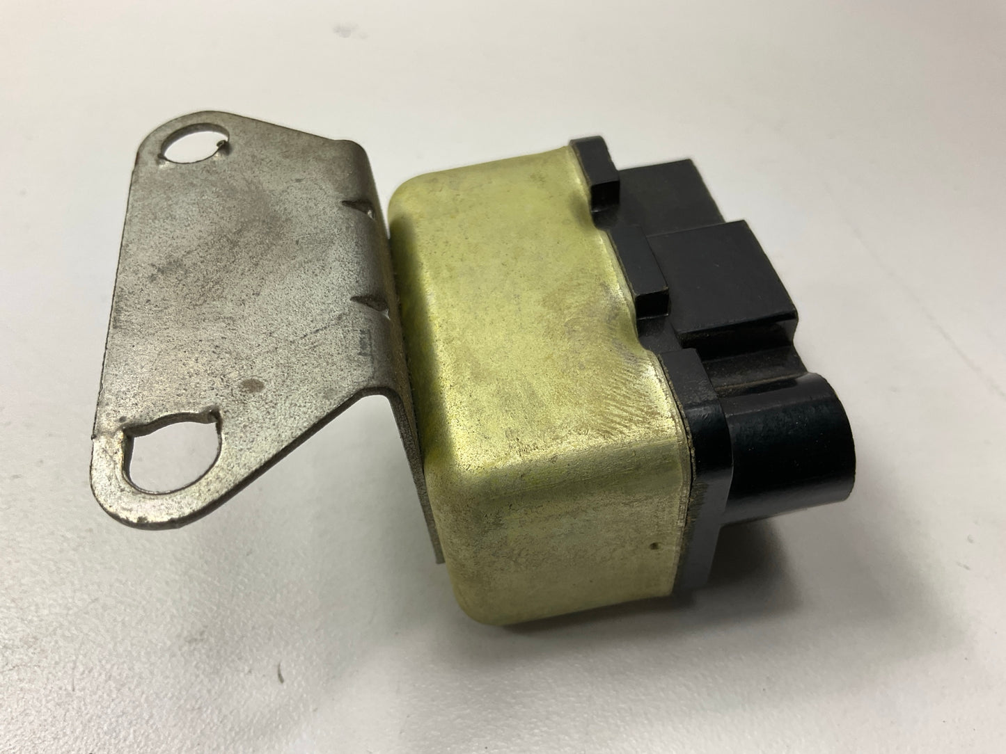 Everco 2429 Air Conditioning A/C Blower Relay - 1969-1970 Pontiac W/ Auto A/C