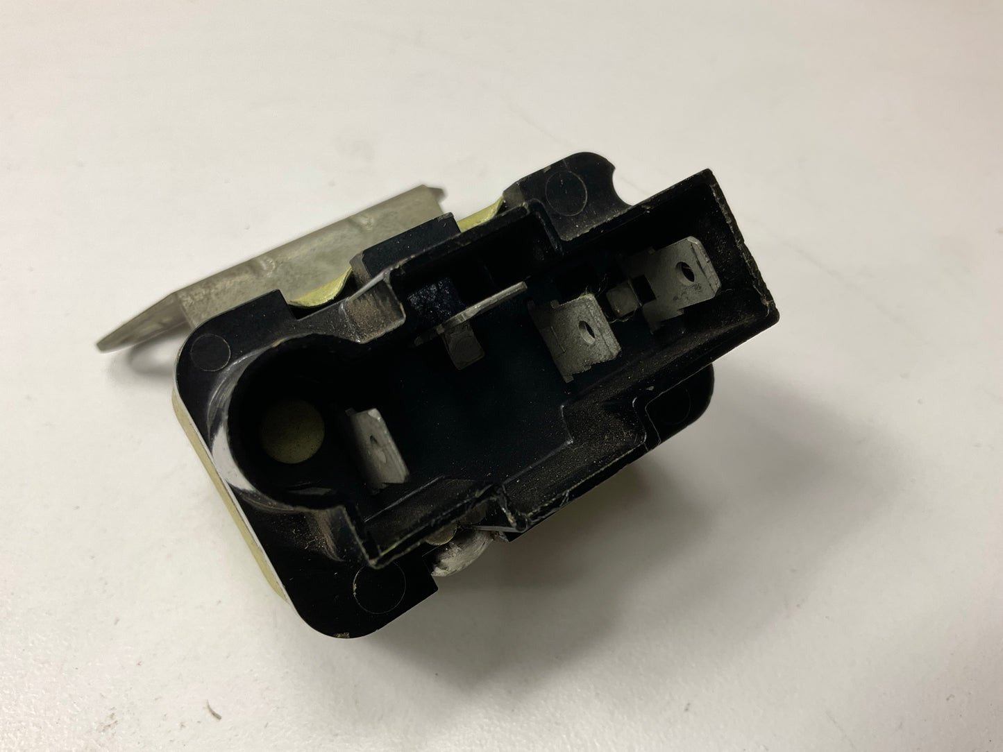 Everco 2429 Air Conditioning A/C Blower Relay - 1969-1970 Pontiac W/ Auto A/C