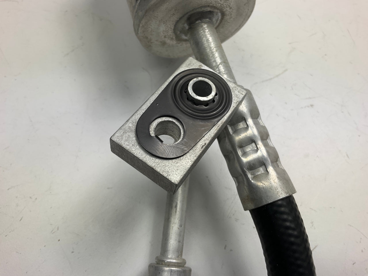 Everco A6686 A/C Discharge And Liquid Line Hose Assembly