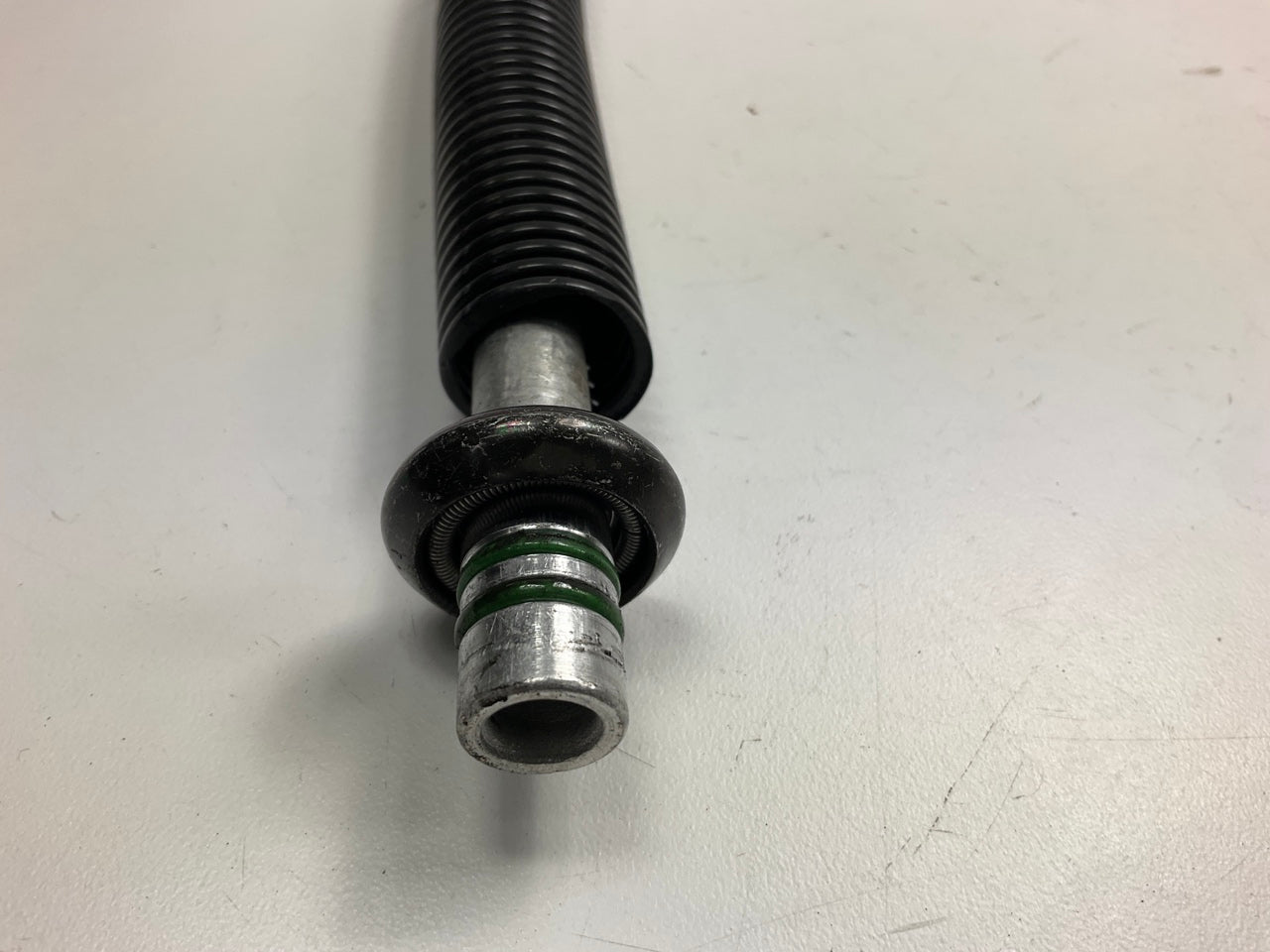 Everco A70904 A/C Liquid Line With Orifice Tube Hose Assembly