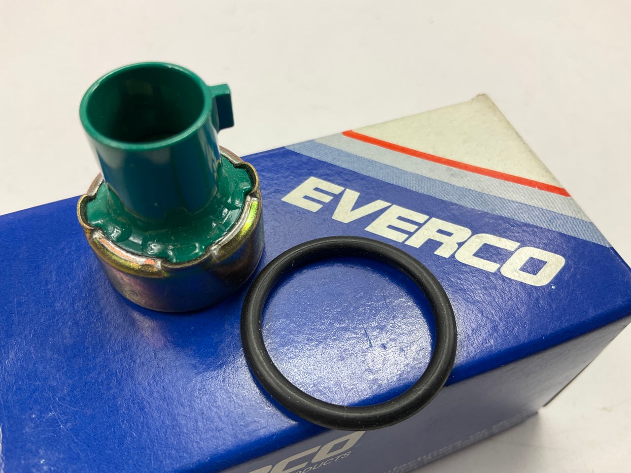 Everco A7211 A/C Compressor Cut-Out Pressure Switch