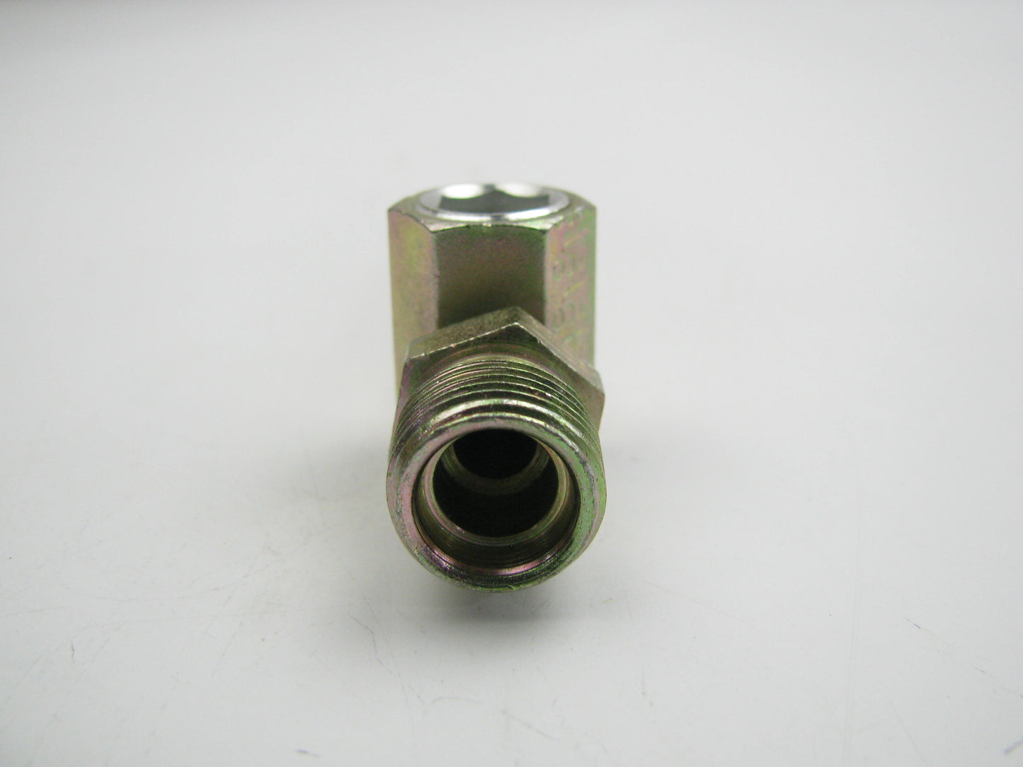Everco A7643 A/C Liquid Line Hose Fitting W/ Sight Glass, 3/8'' Male O-Ring