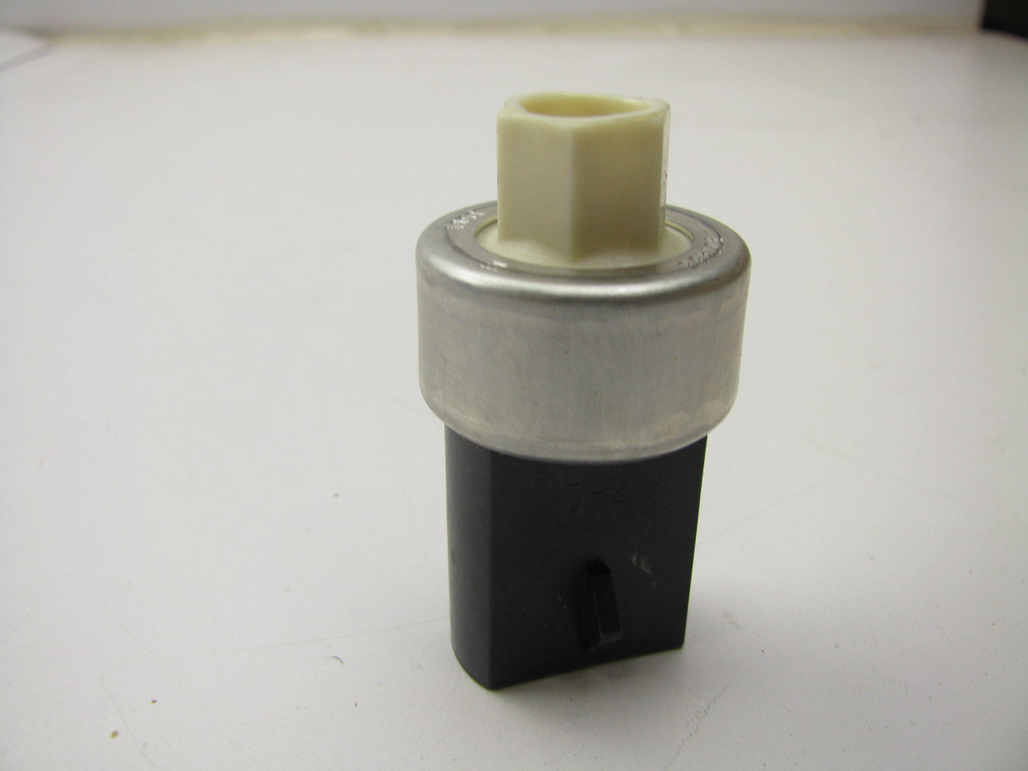 Everco A8029 A/C Clutch Cycle Switch - Pressure Switch