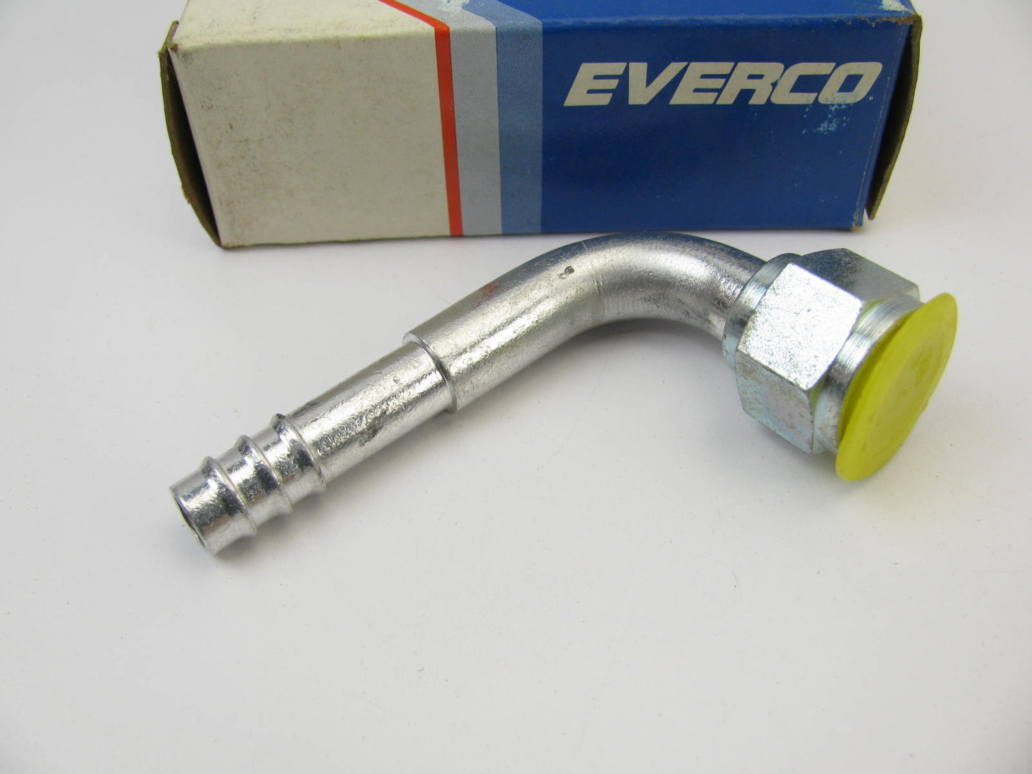 Everco A8102 Size 8 A/C Hose End Fitting - 90 Degree 1/2'' X 3/4''-16 3 Barb