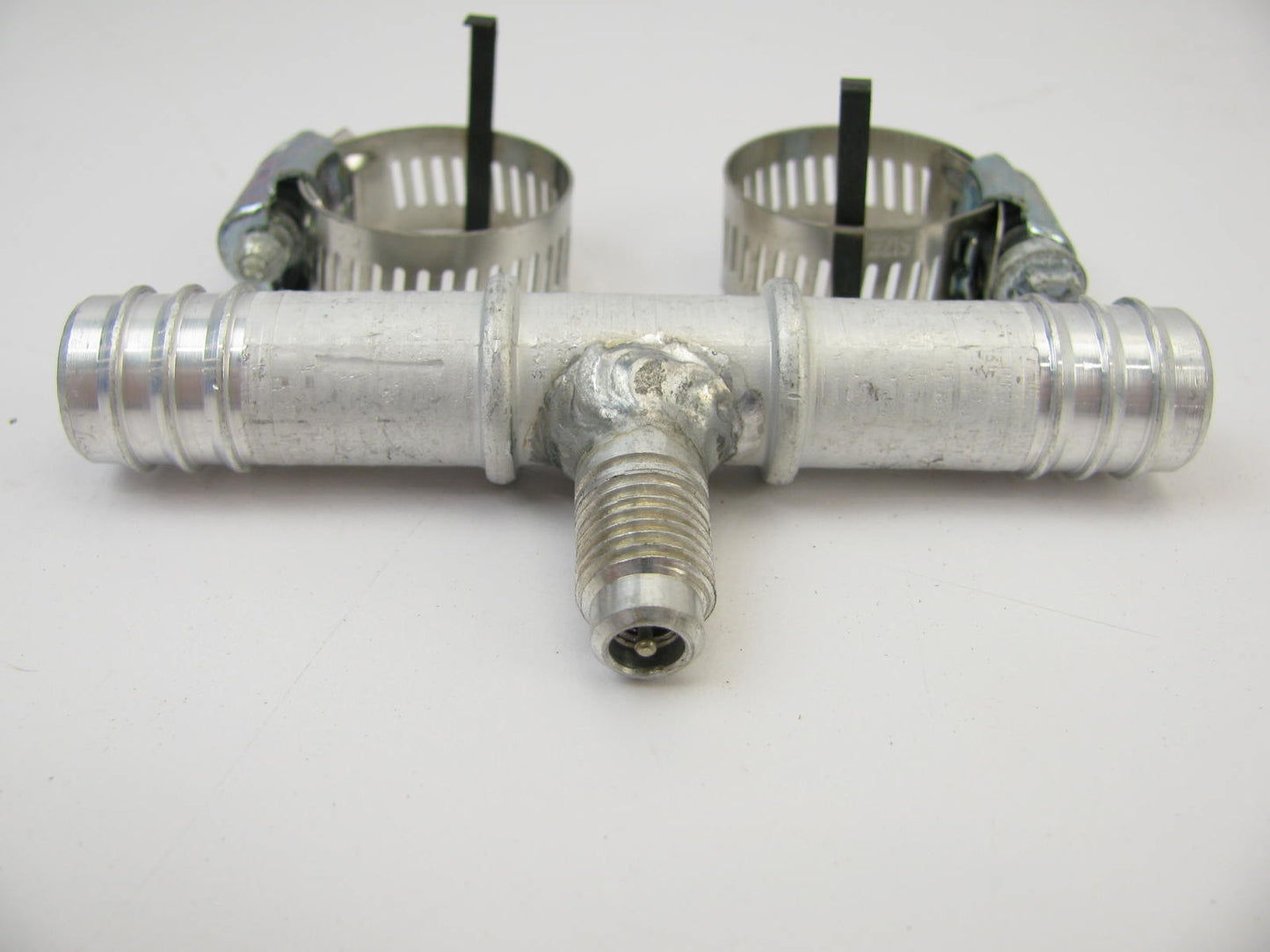 Everco A8224 Size 12 A/C Hose End Fitting - Splicer W/ Service Port 3 Barb