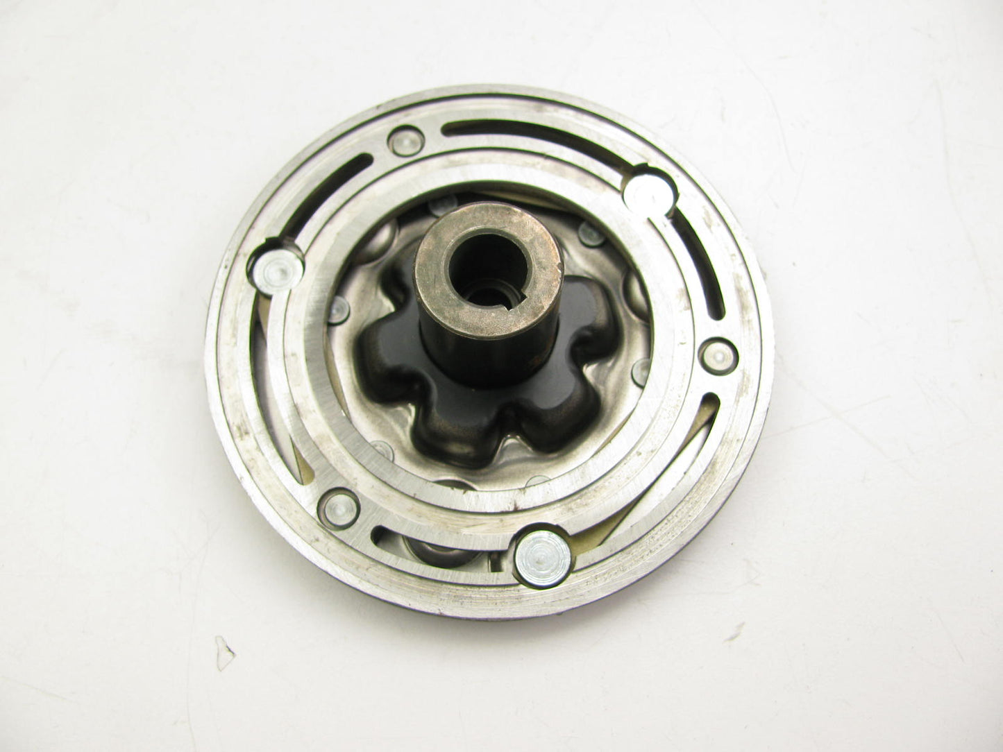 Everco A8944 A/C Compressor Clutch Hub 1980-1988 Ford FS-6 Nippondenso