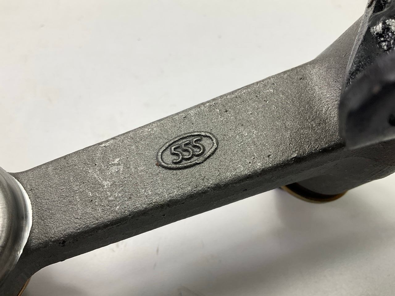 Evergard EGK9738 Steering Idler Arm - OEM 555