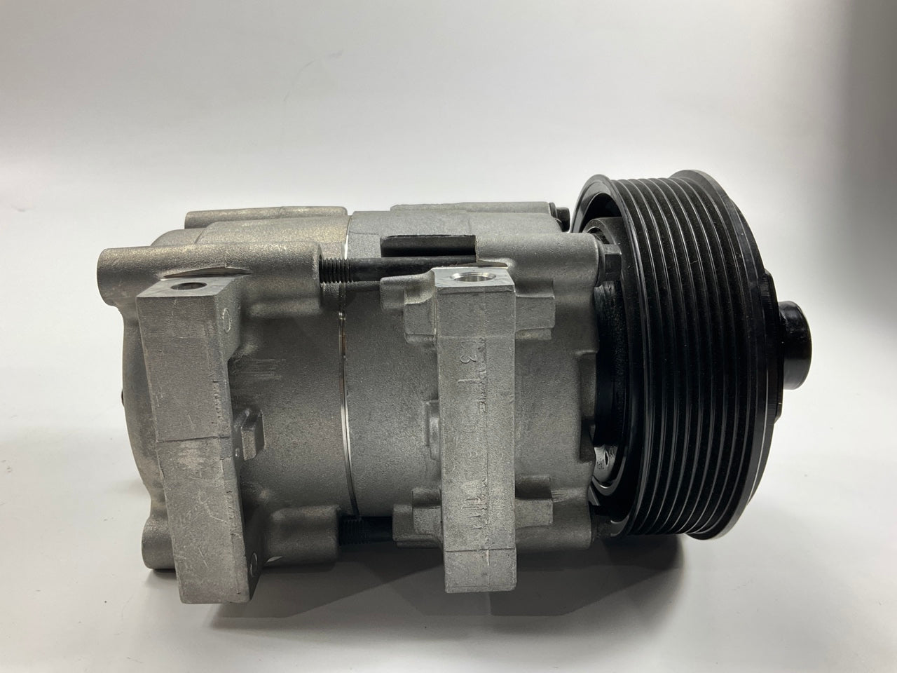 REMAN. Evergard VT15121 A/C Compressor & Clutch