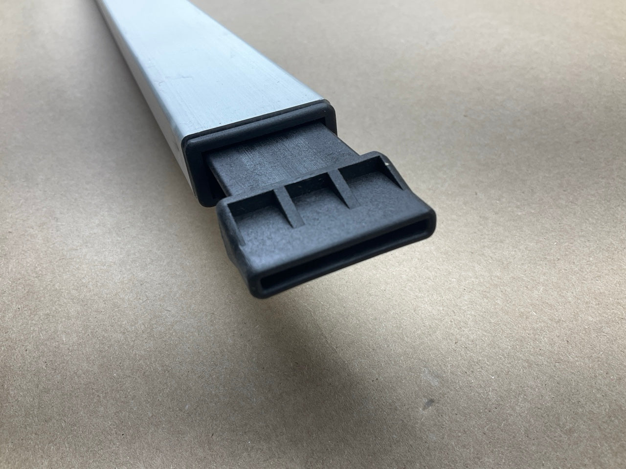 Extang 14945 Truck Bed Tonneau Cover - 1999-2006 Silverado Sierra Pickup 8' Bed