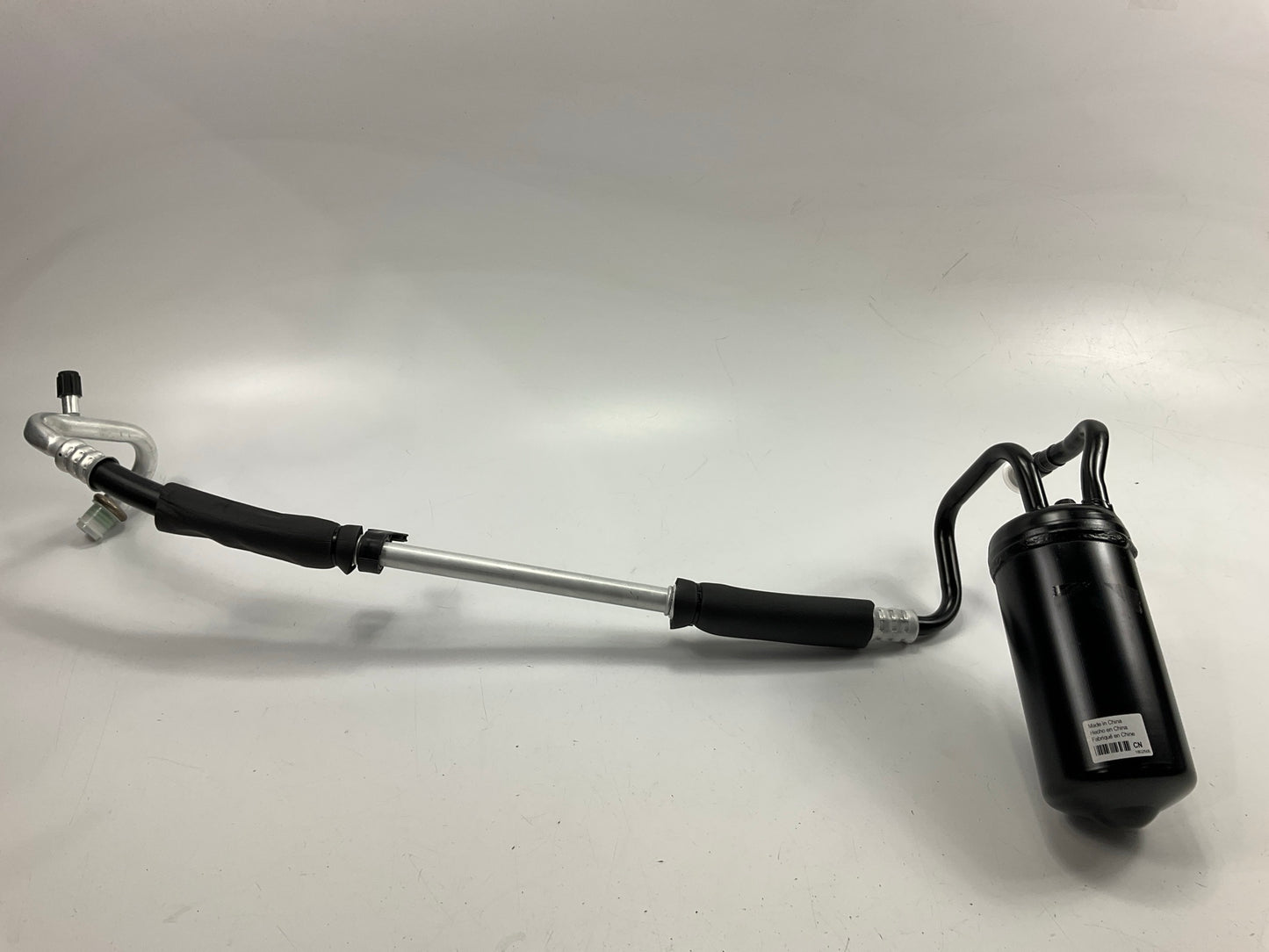 Factory Air 55307 A/C Accumulator With Hose Assembly