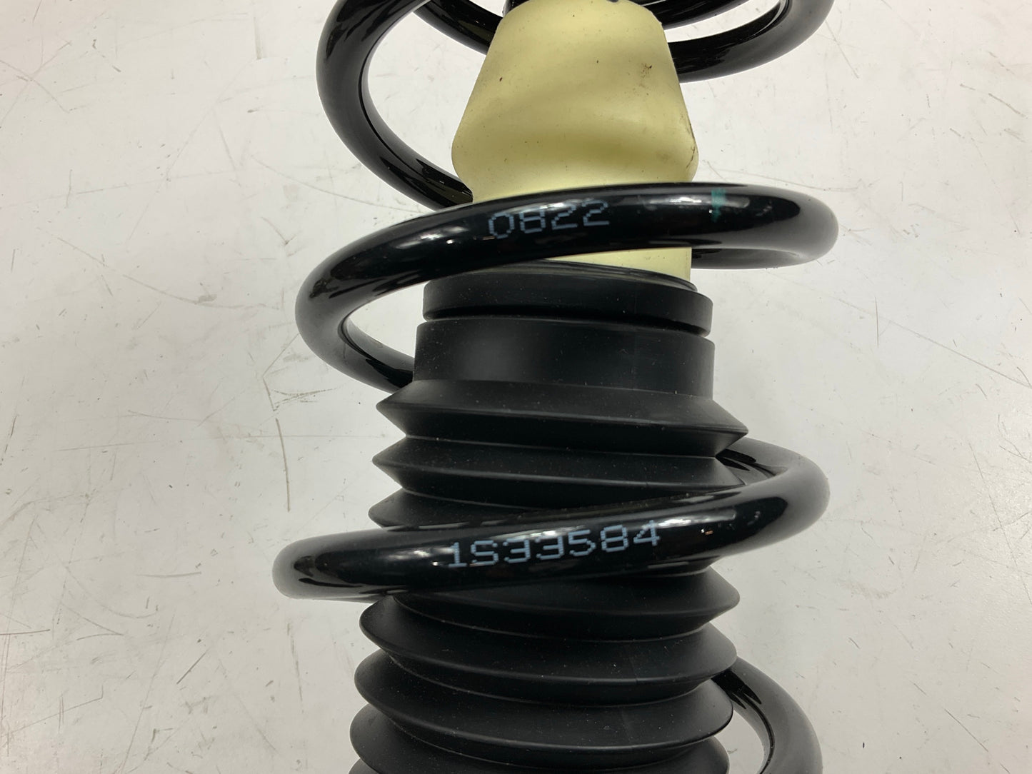 FCS 1333584R Front Right Strut With Coil Spring For 2012-2019 Nissan Versa