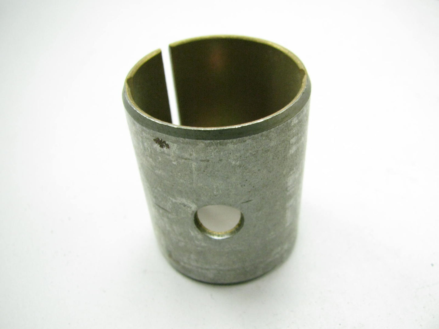 INTERNATIONAL IH TRUCK MV 318, 361, 372, 401, 406 450 501 Piston Pin Bushings