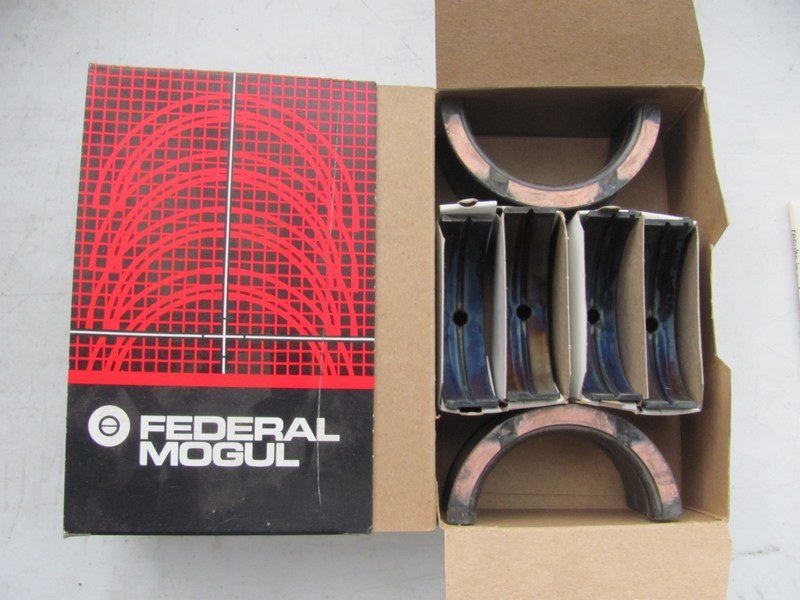 Federal Mogul 132M1 0.001'' Half-groove Race Main Bearings - SBC W/ LARGE JOURNAL