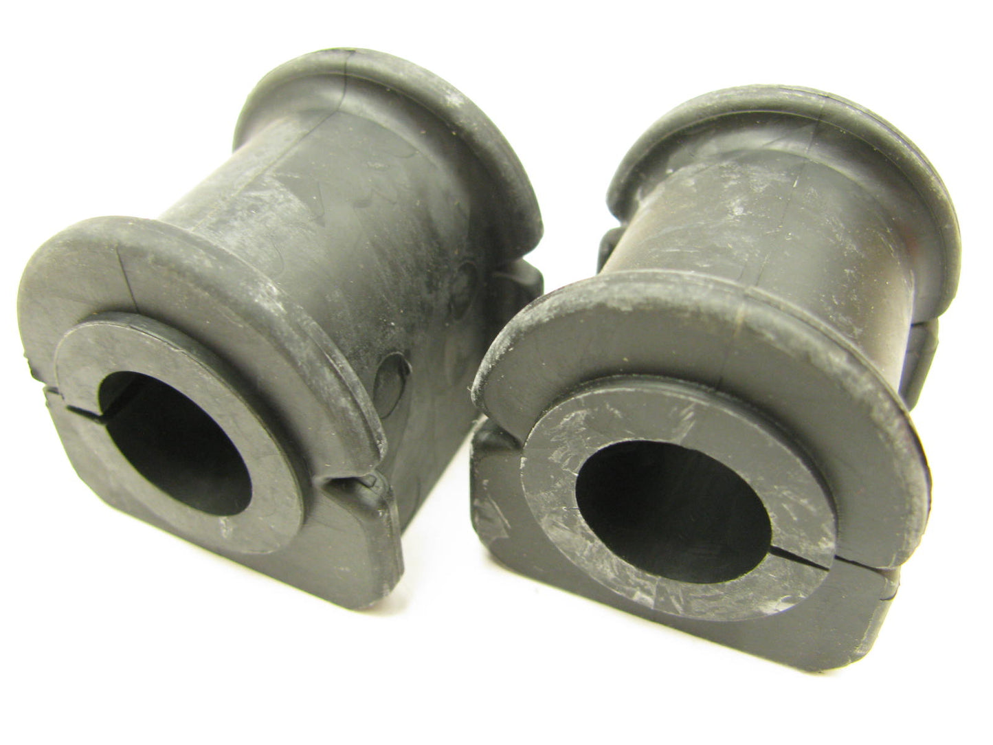 NEW - OUT OF BOX Federal Mogul 2652749 Stabilizer Sway Bar Bushing Kit - Rear