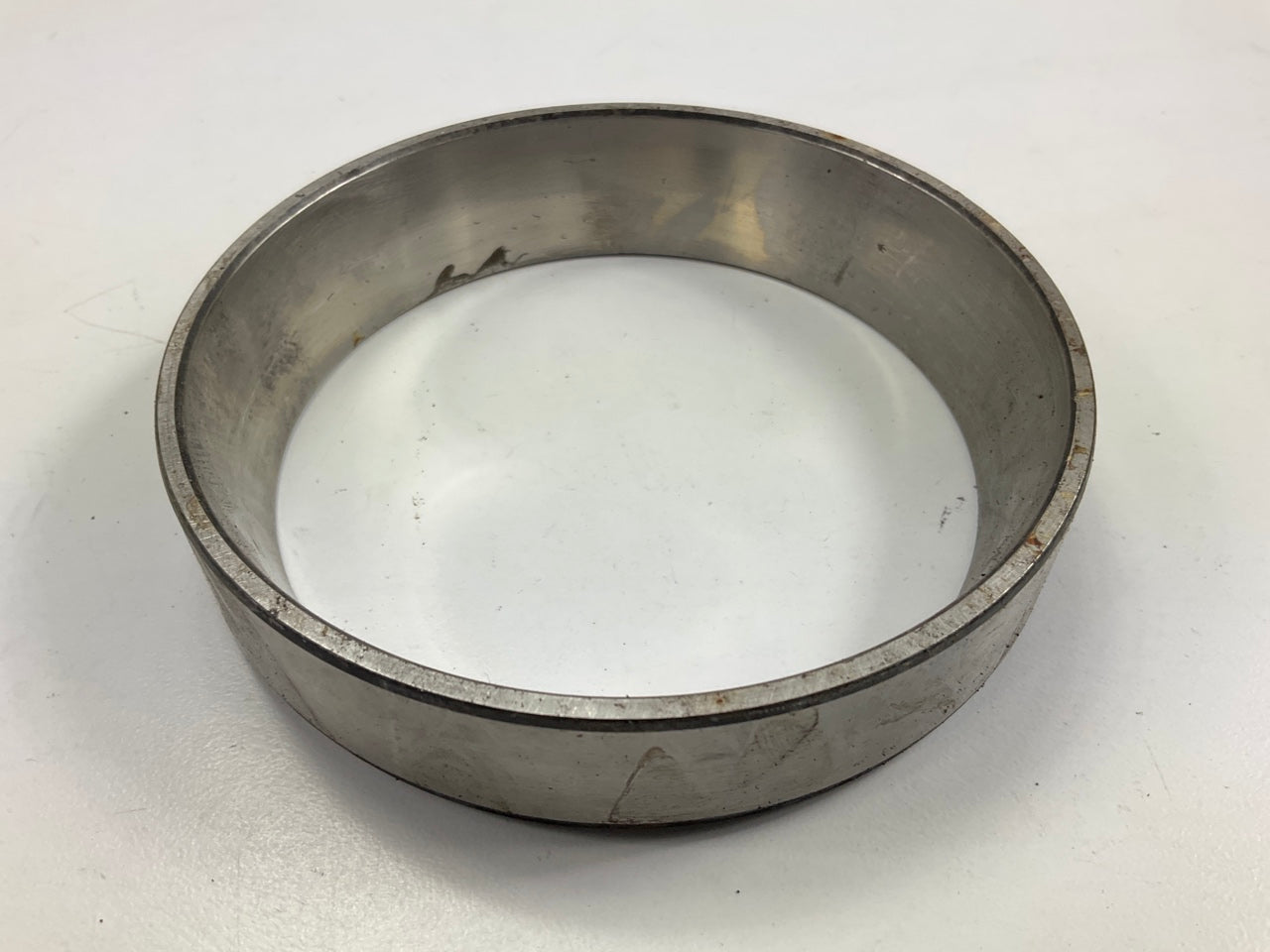Federal Mogul 39520 Wheel Bearing Race Cup