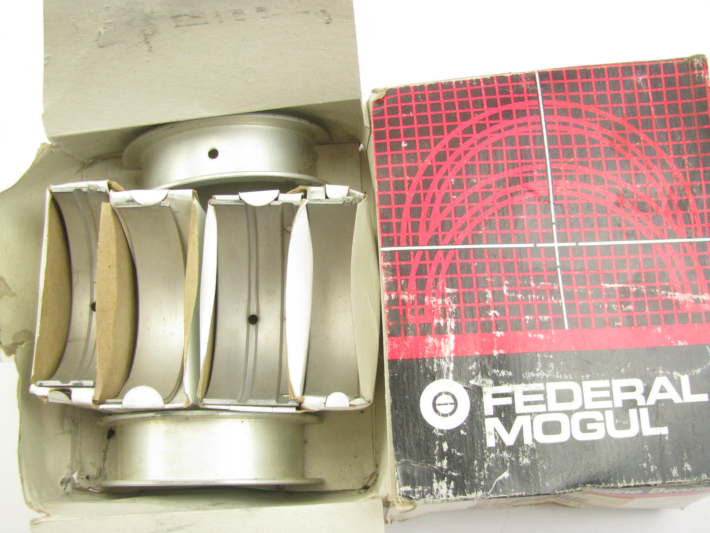 Federal Mogul 4221M Engine Main Bearings - Standard 1972-76 Pontiac 421 428 455