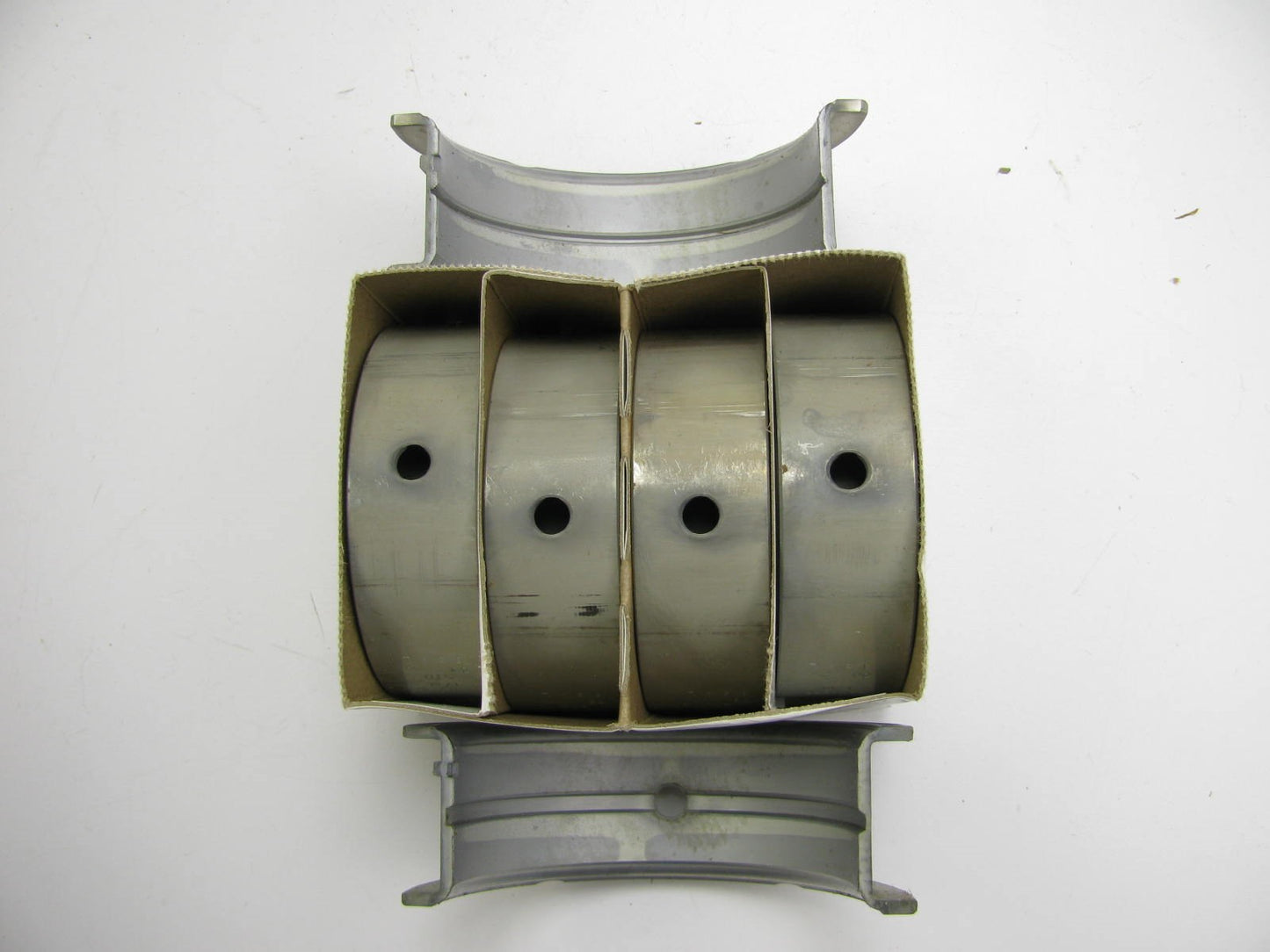 Federal Mogul 4950M Main Bearings - Standard Size - AMC 304 360 401 V8