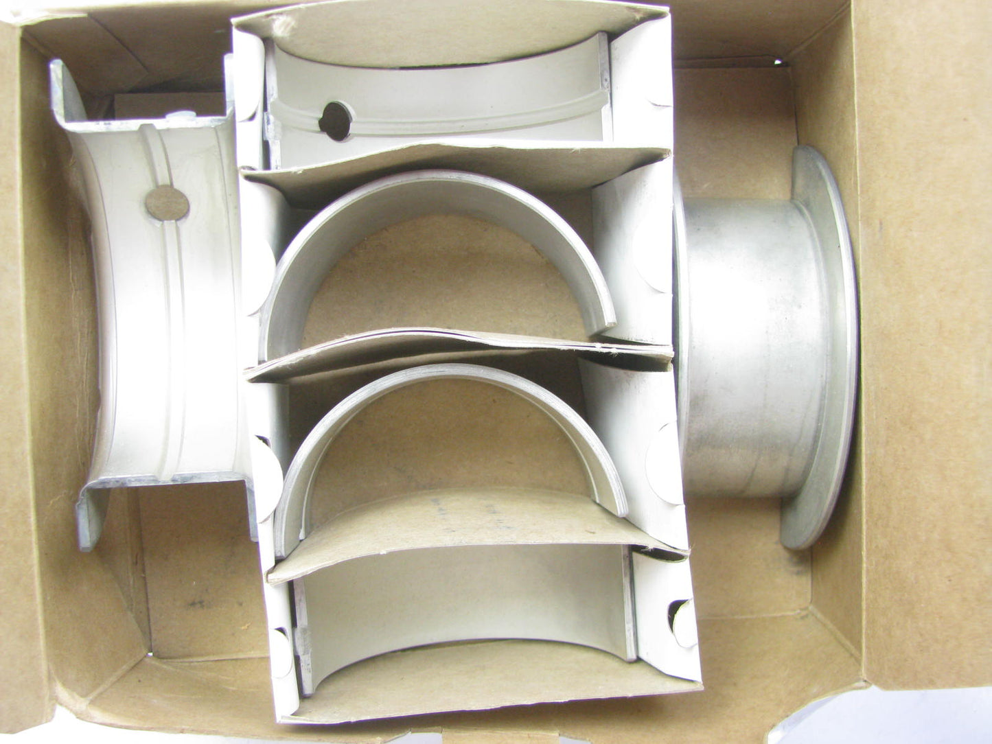 Federal 4982M Engine Main Bearings - Standard  For International C157 C175 C200