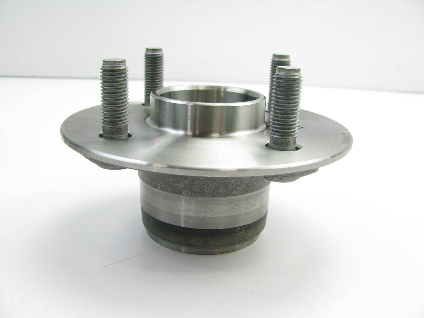 Federal Mogul 512007 Rear Wheel Bearing & Hub Assembly 1988-92 Daihatsu Charade