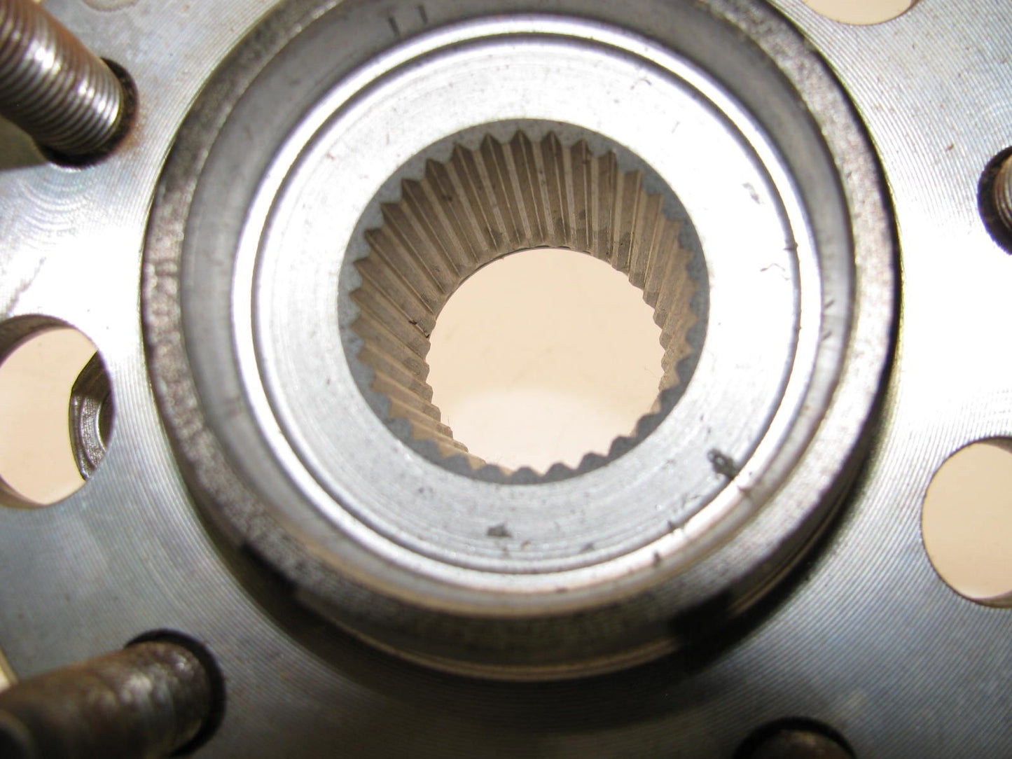 Federal Mogul 513063 Wheel Bearing And Hub Assembly - Front