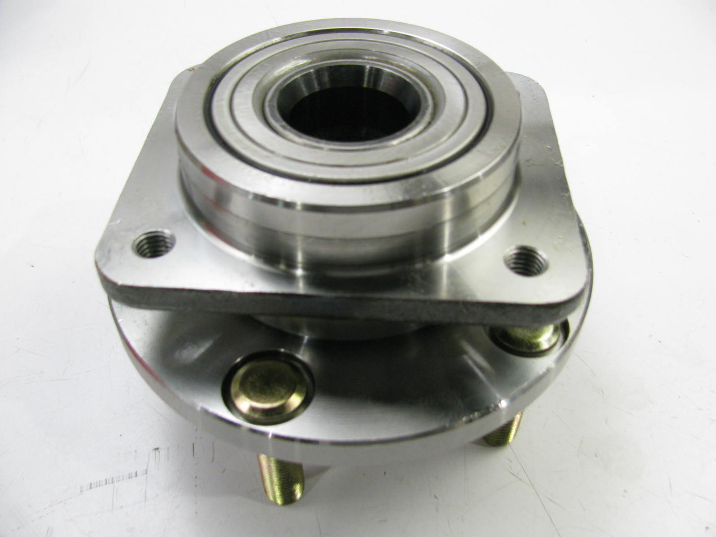 Federal Mogul/bca  513074 Wheel Bearing & Hub Assy. Front