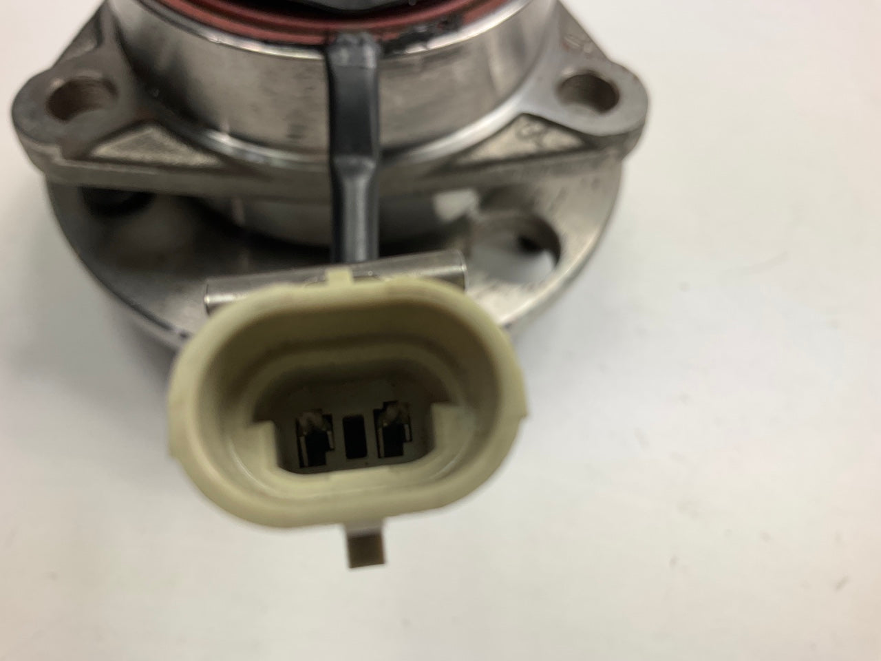 Federal Mogul 513087 Front Wheel Bearing And Hub Assembly