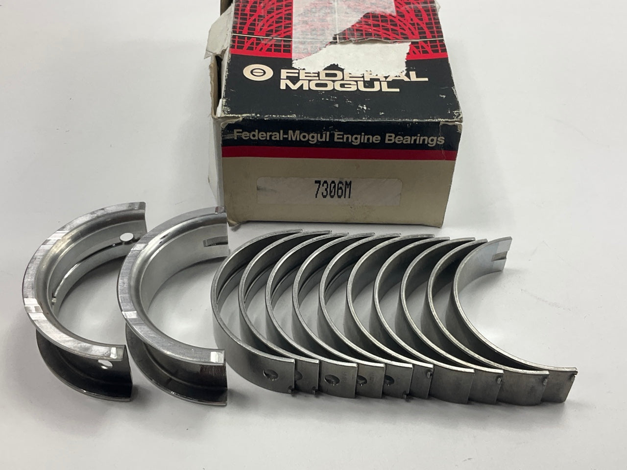Federal Mogul 7306M Engine Main Bearings - Standard 1993-2002 Volvo 2.3L 2.4L-L5