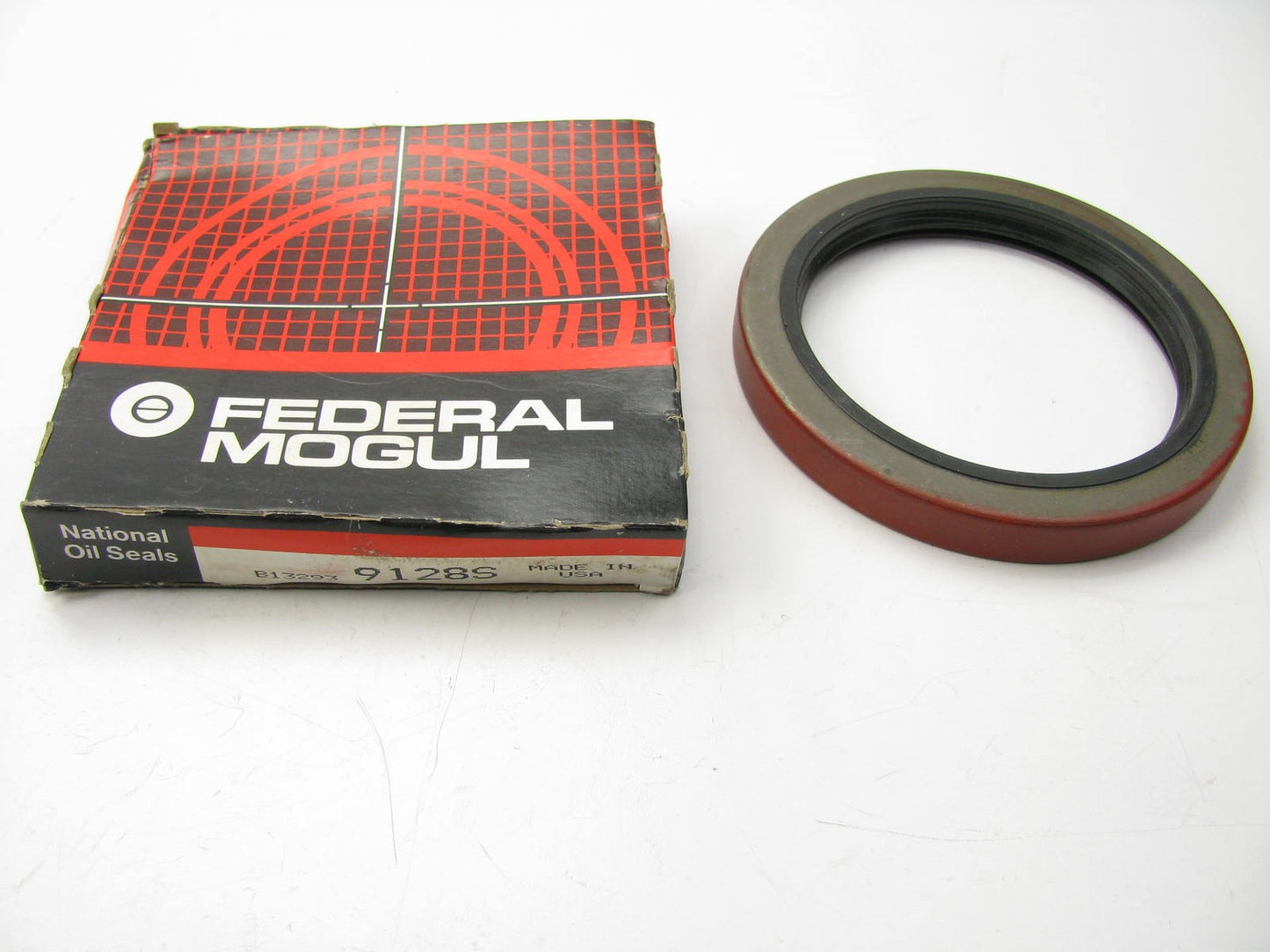 Federal Mogul 9128S Rear Wheel Seal - 5.506'' OD X 4.166'' ID X 0.6'' W