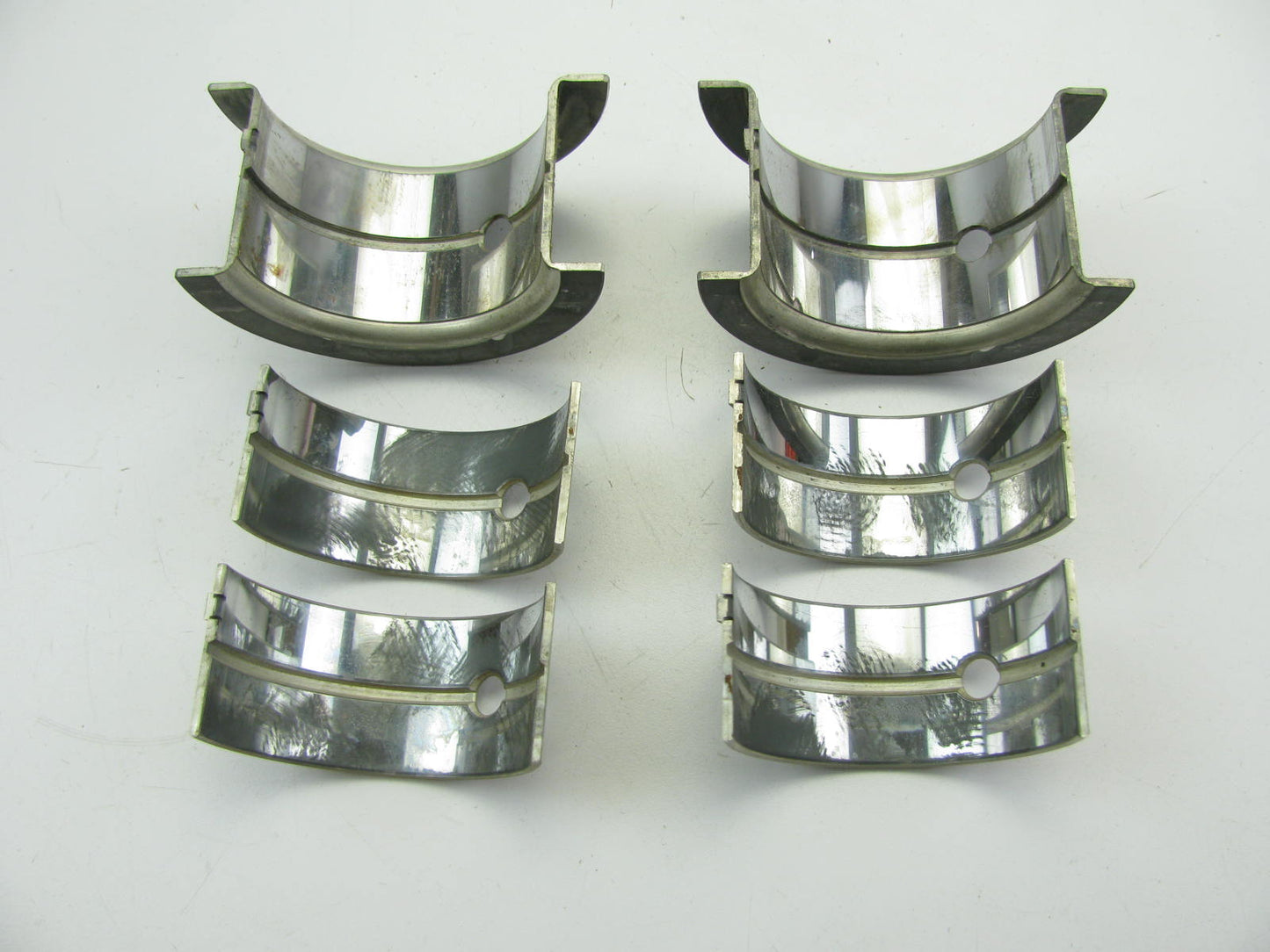 Federal Mogul 942M Engine Main Bearings - Standard IHC Tractor C248 C264 C281