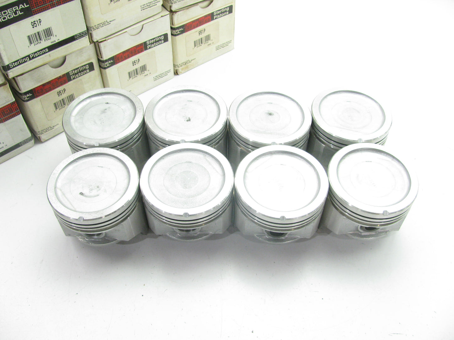 (8) Federal Mogul 951P Engine Piston - Standard 1963-1968 Chevrolet 327-V8