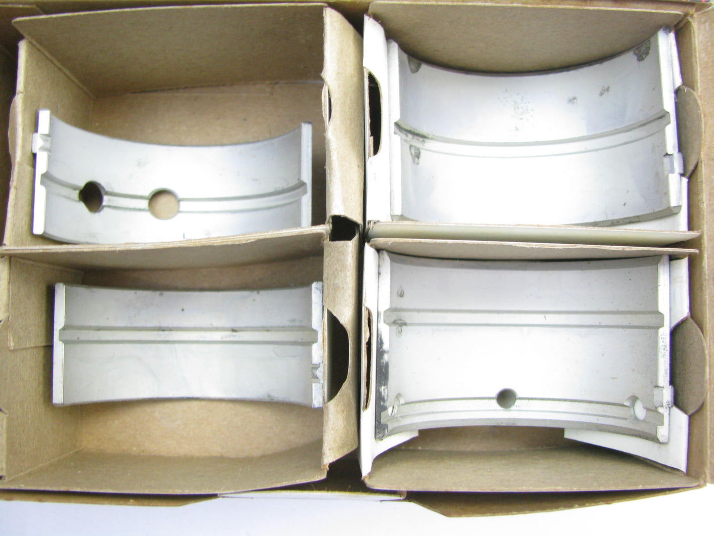 Federal Mogul 975M-10 Engine Main Bearings .010'' For Continental 124 F124 F4124
